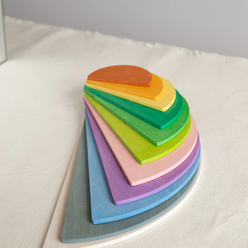 MEDIUM RAINBOW SEMICIRCLE