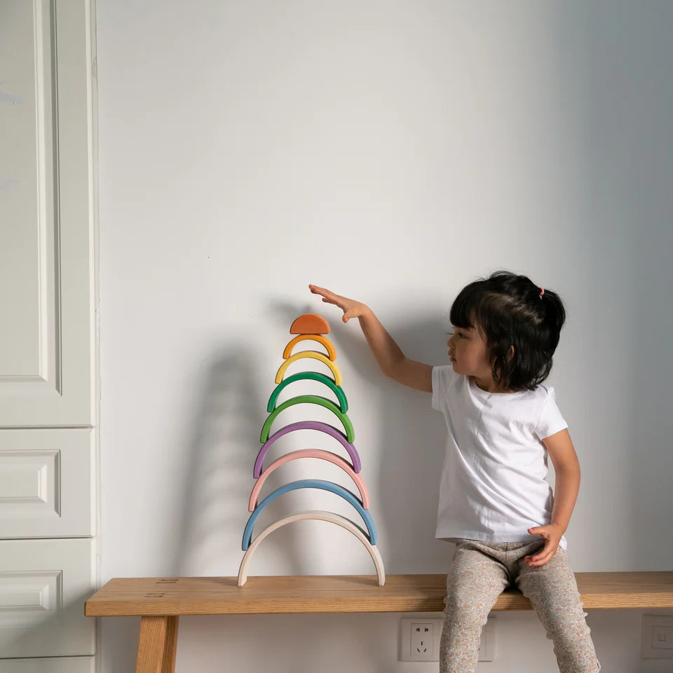 MEDIUM RAINBOW STACKER