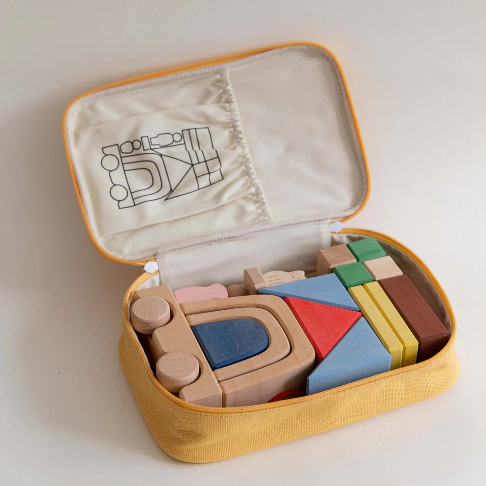 THE TRAILER TRAVEL SET